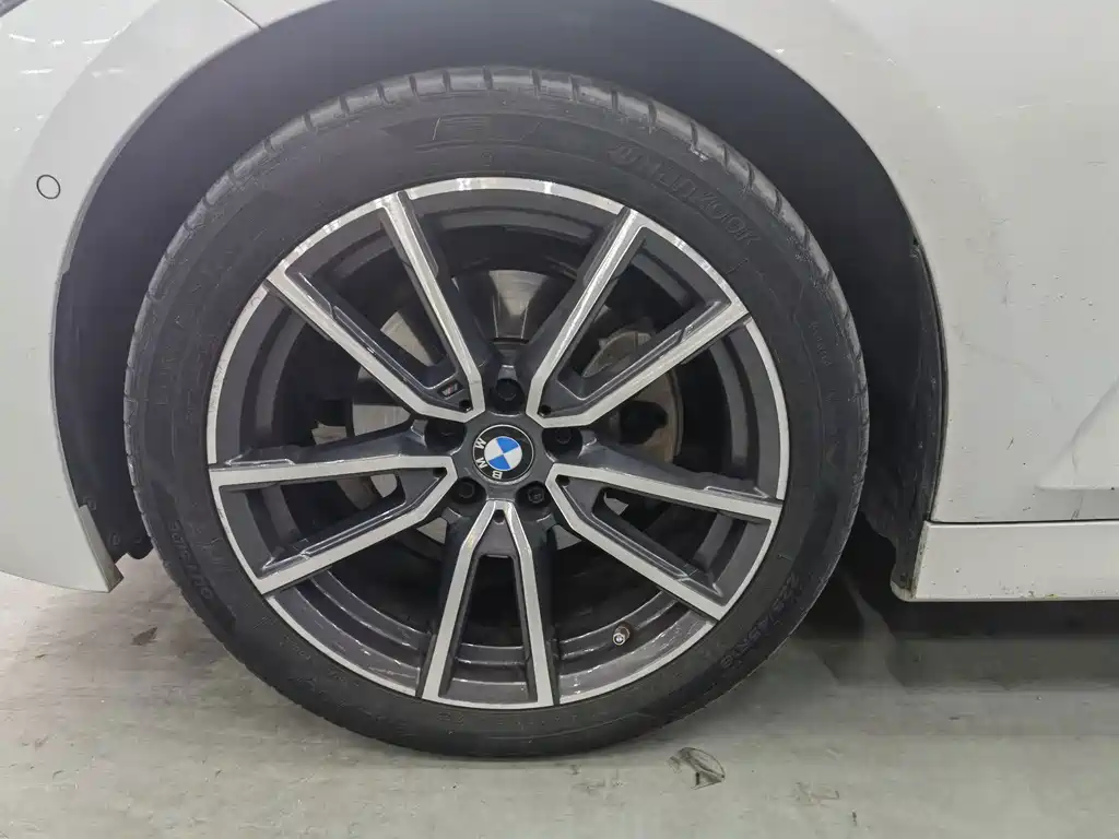 BMW 3 Series — миниатюра 7