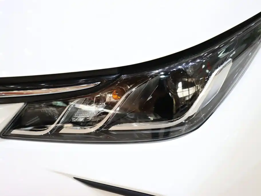 Toyota Corolla — миниатюра 7