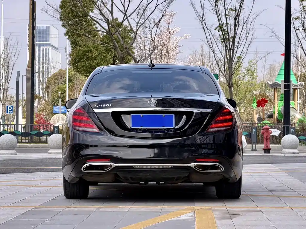 Mercedes-Benz S-Class — миниатюра 5