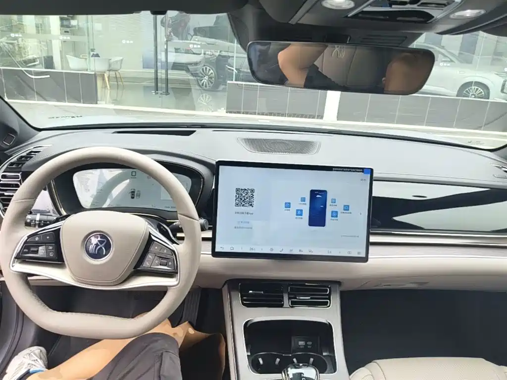 BYD Han 2025 DM-i Smart Drive 125KM Flagship