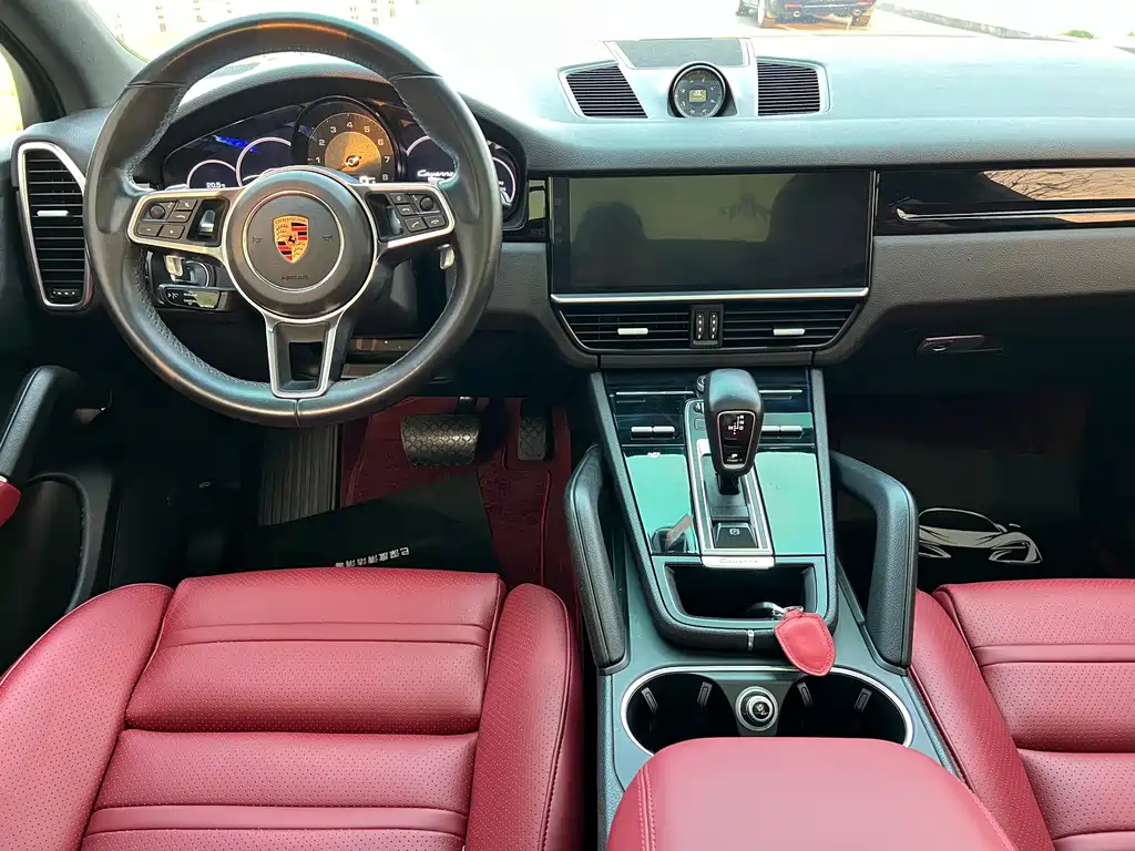 Porsche Cayenne — миниатюра 5