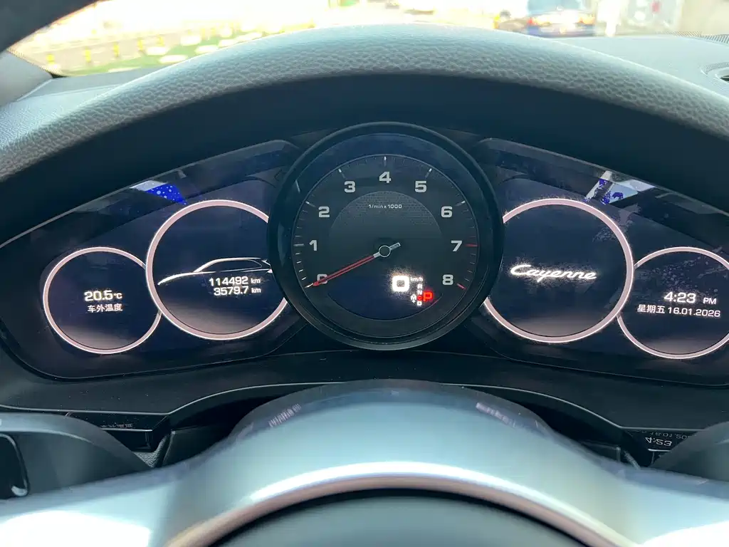 Porsche Cayenne — миниатюра 4