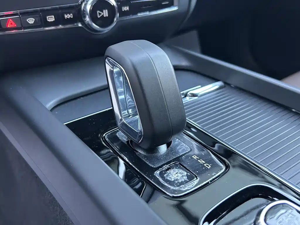 Volvo S60 — миниатюра 11