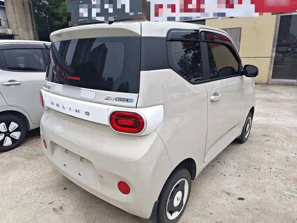 Wuling MINIEV — миниатюра 7
