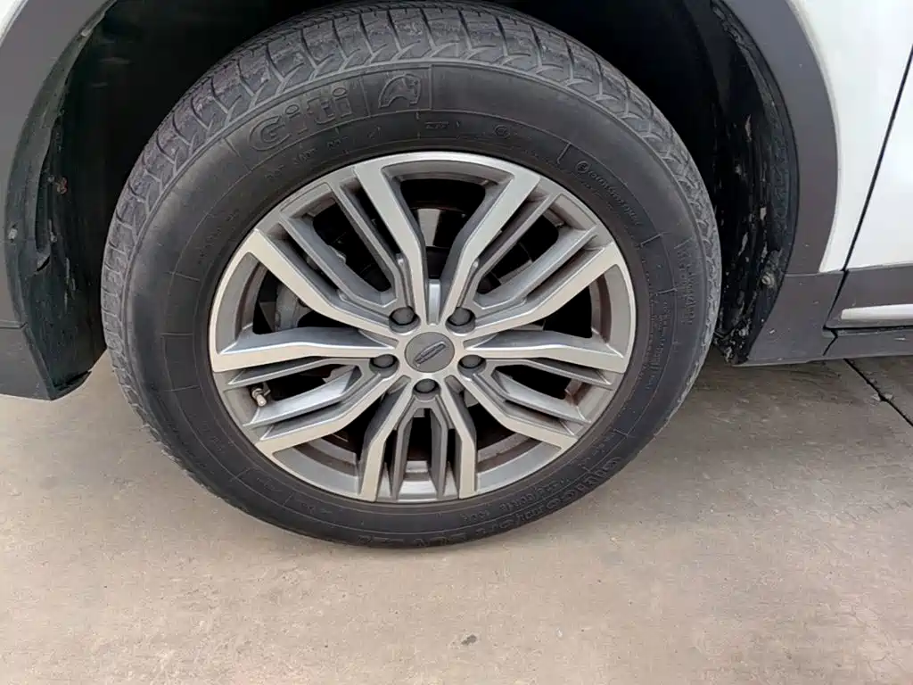 Geely Boyue — миниатюра 23