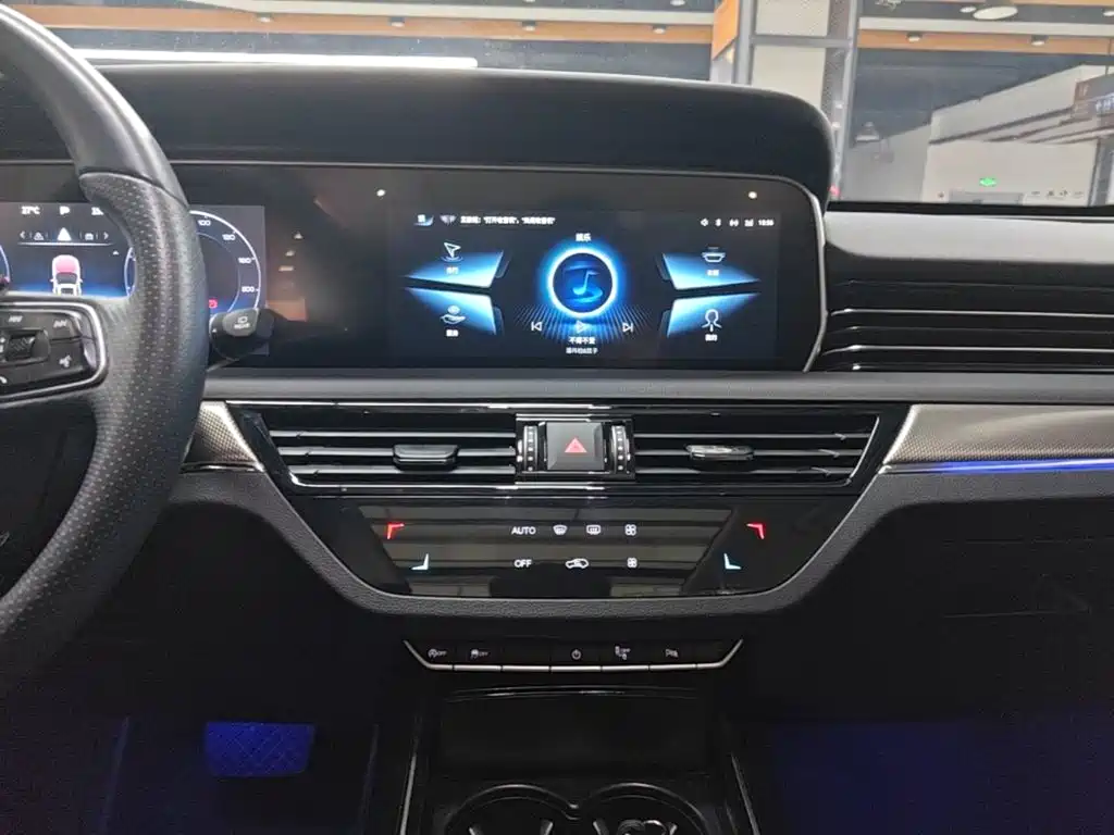 Hongqi Hongqi HS5 — миниатюра 13