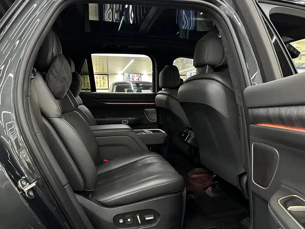 NIO ES8 — миниатюра 8