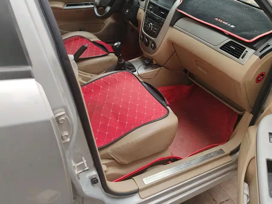 Buick Excelle — миниатюра 8