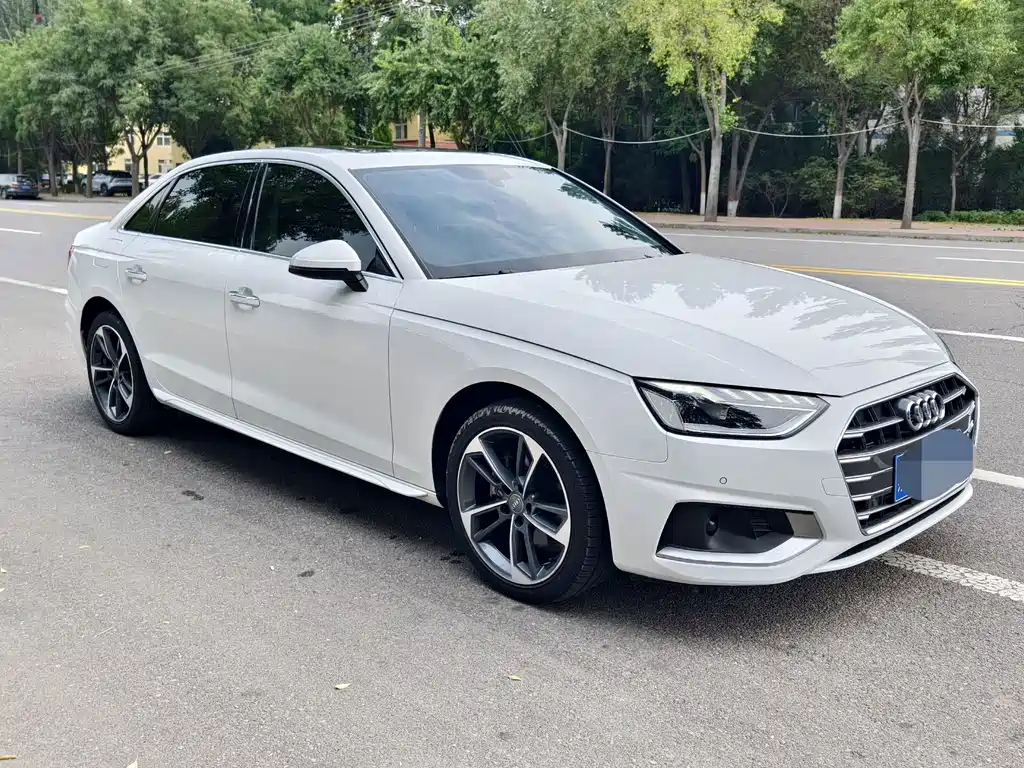 Audi A4L — миниатюра 2