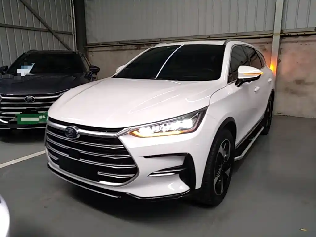 BYD Tang New Energy — миниатюра 3