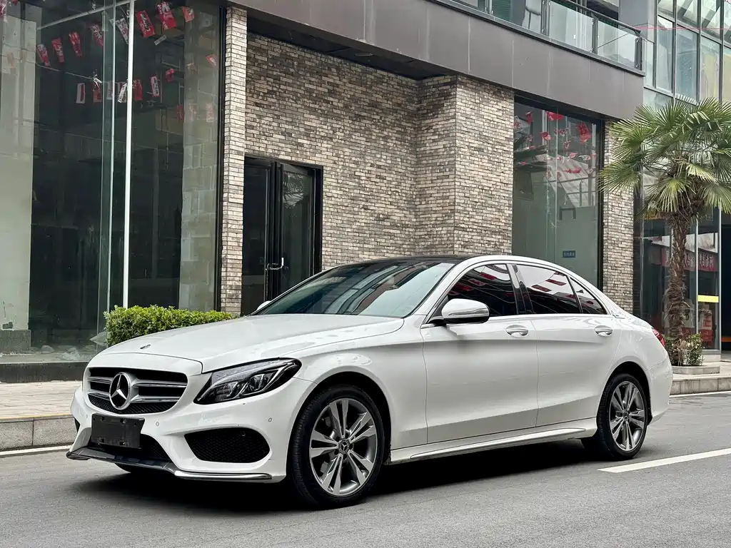 Mercedes-Benz C-Class 2018