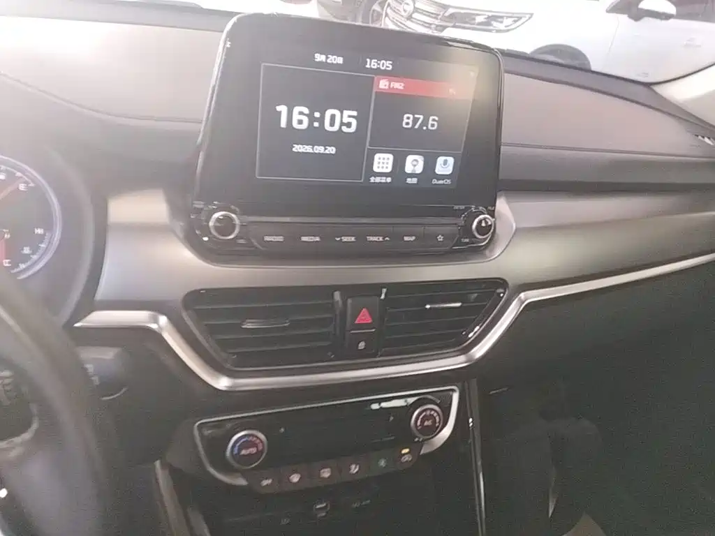 Kia Sportage — миниатюра 13