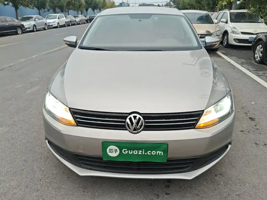 Volkswagen Sagitar — миниатюра 3