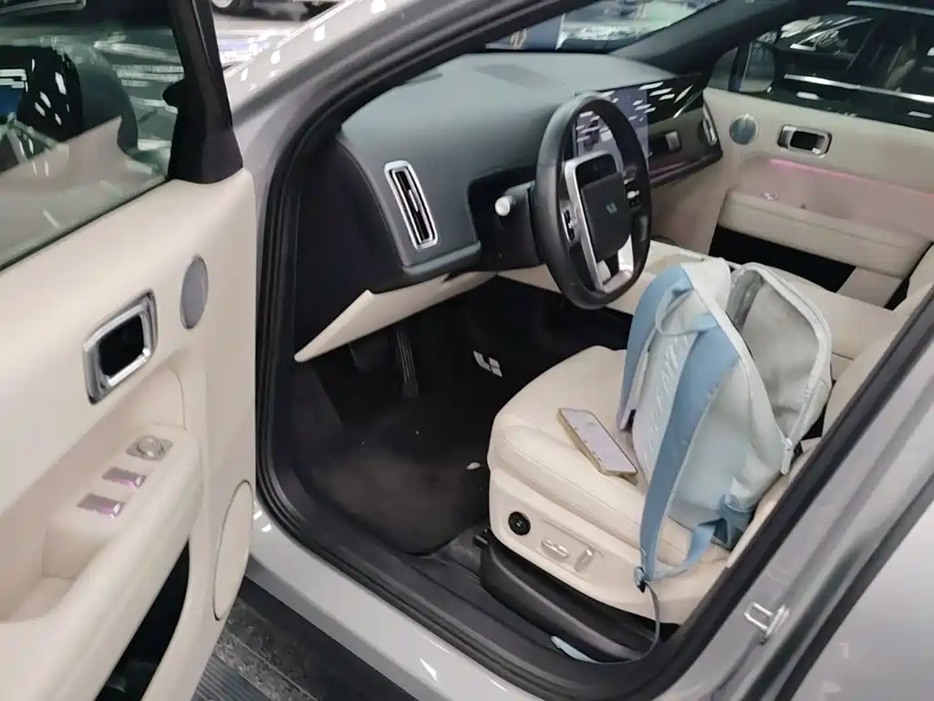 Li Auto Li L6 — миниатюра 16