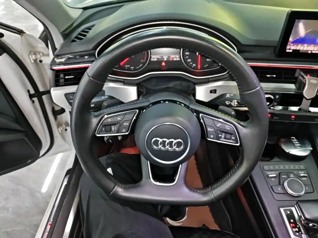Audi A4L — миниатюра 11