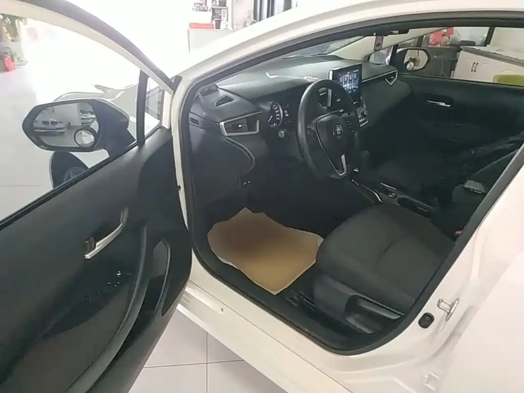Toyota Corolla — миниатюра 16