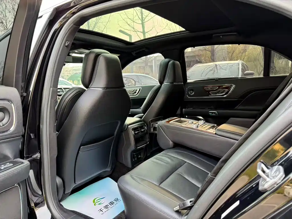 Lincoln Continental 2017 3.0T