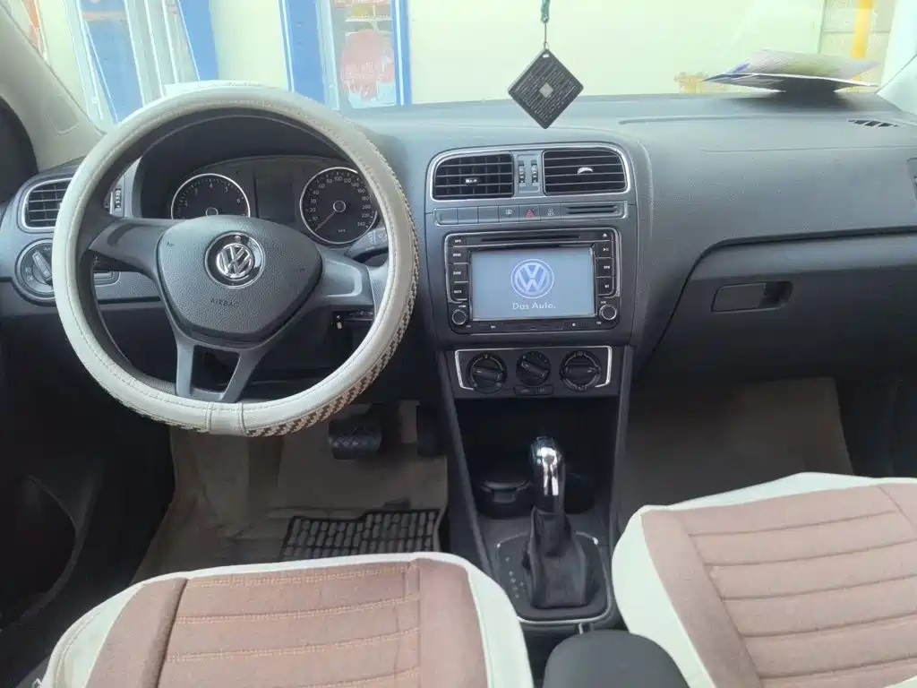 Volkswagen Polo — миниатюра 10
