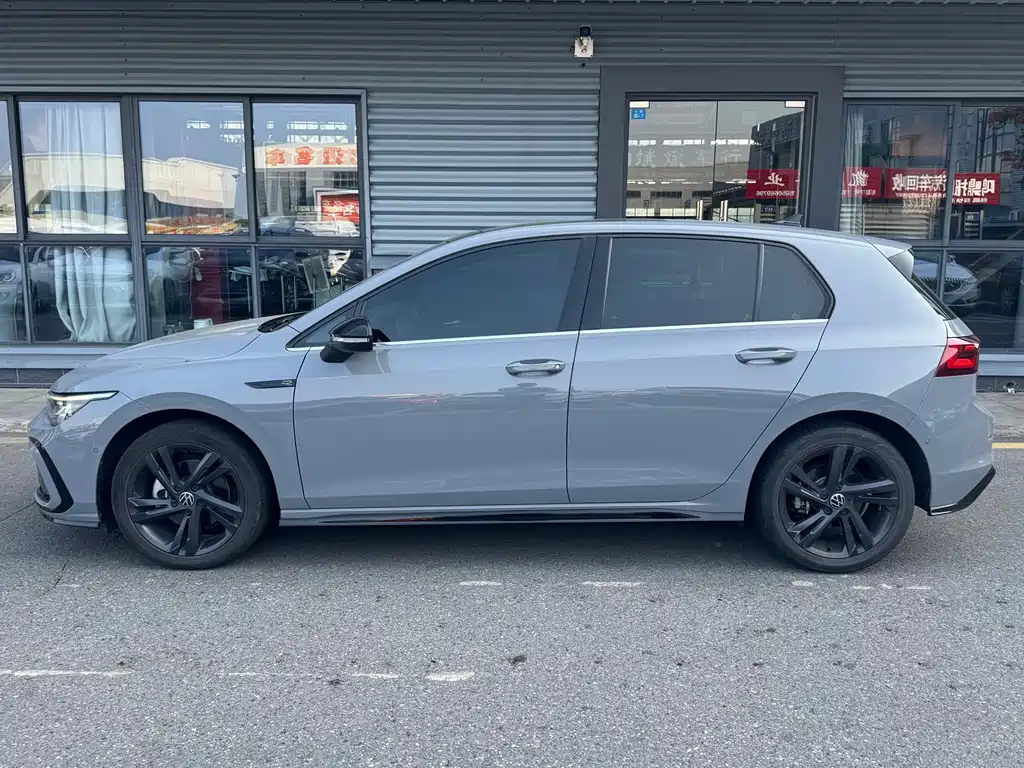 Volkswagen Golf — миниатюра 17