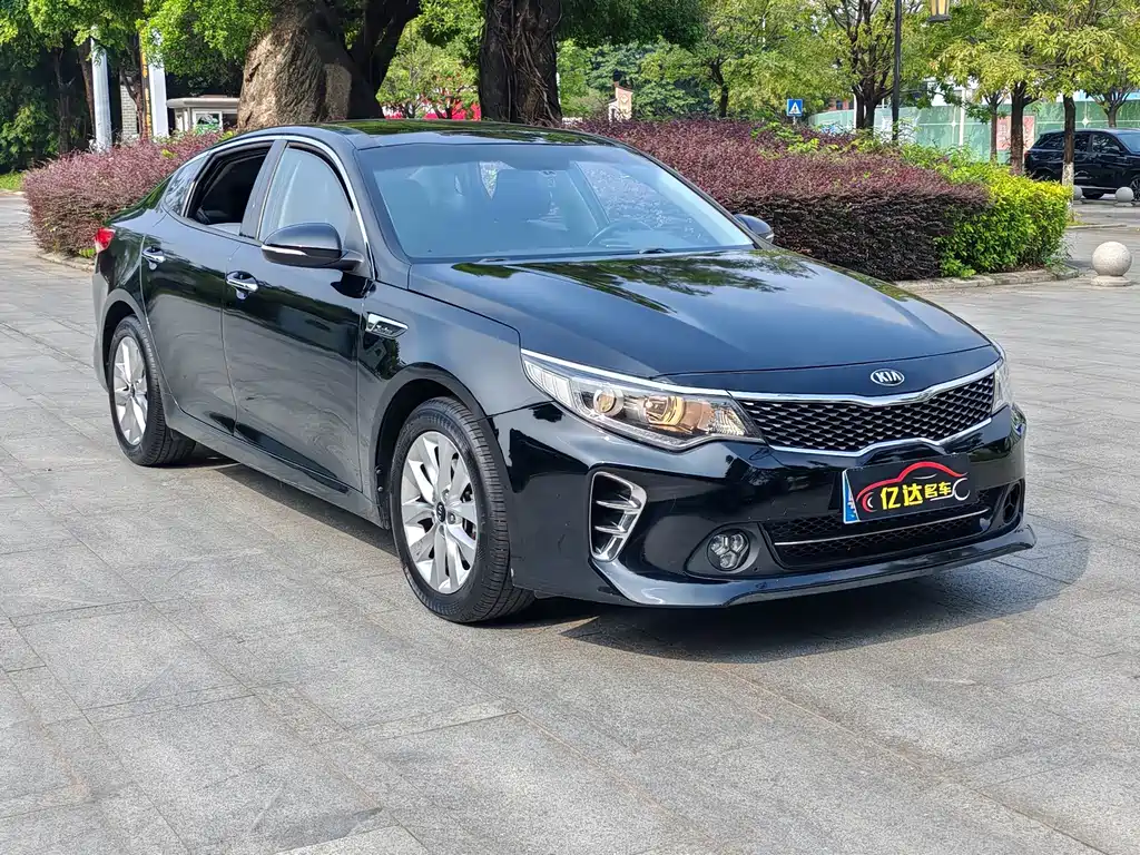 Kia K5 — миниатюра 3