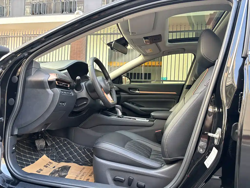 Nissan Teana — миниатюра 10