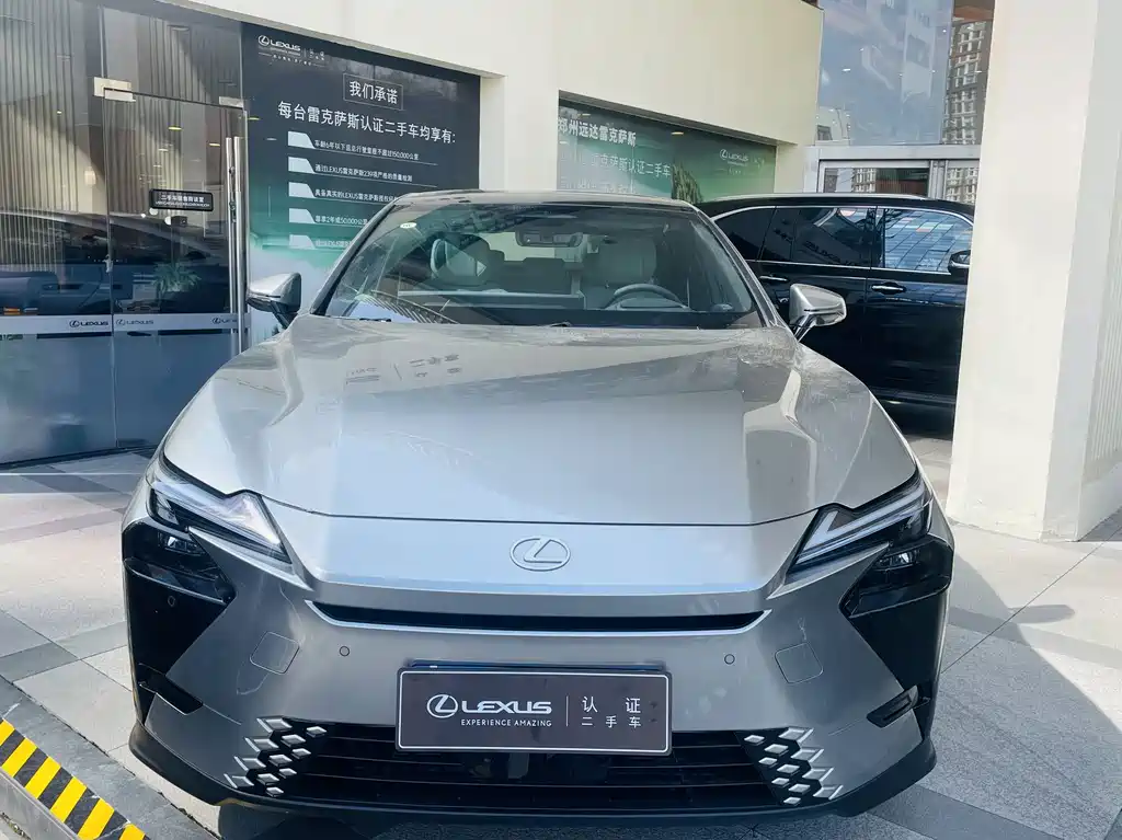 Lexus ES — миниатюра 2