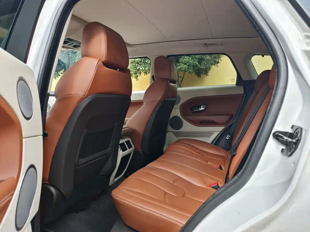 Land Rover Evoque (Import) — миниатюра 10
