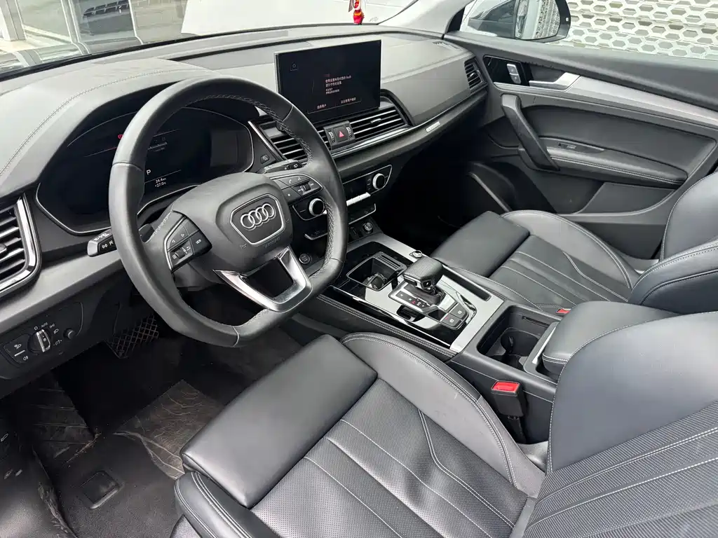 Audi Q5L — миниатюра 9