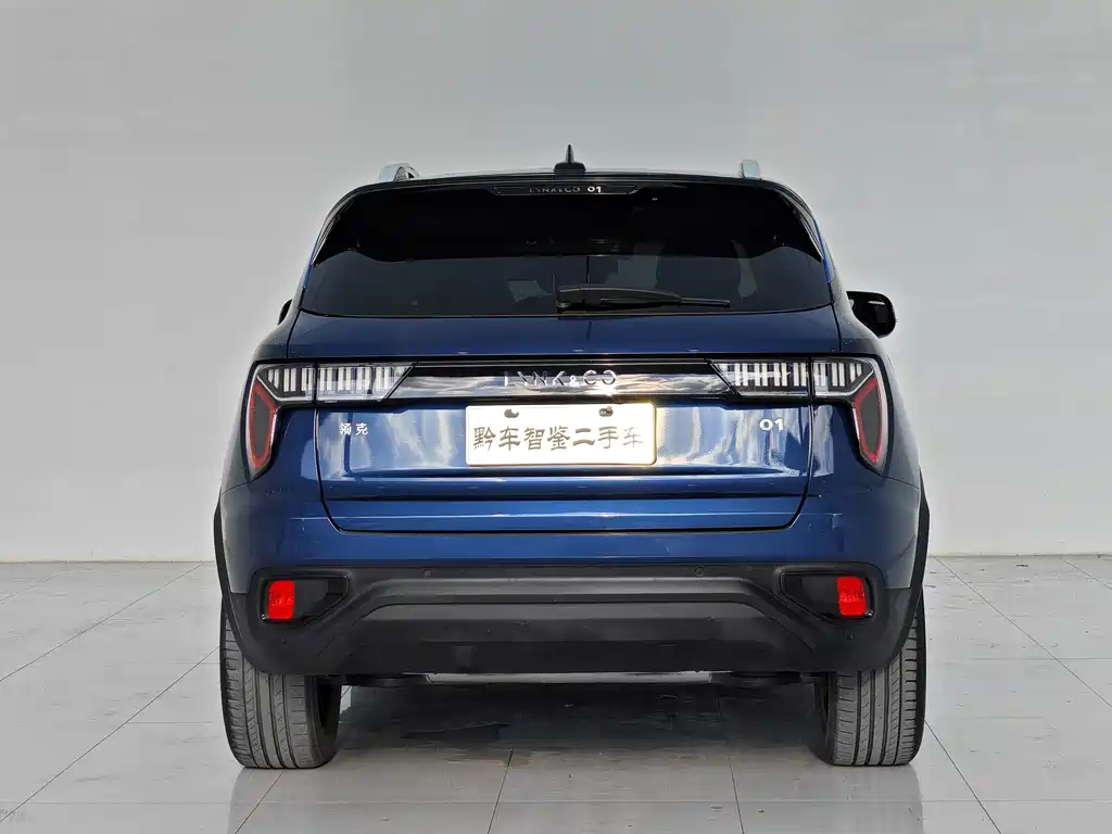 Lynk & Co 01 — миниатюра 5