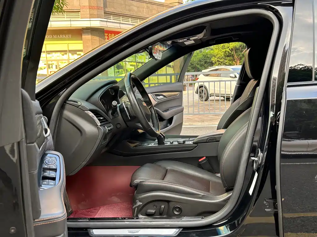 Cadillac CT5 — миниатюра 22