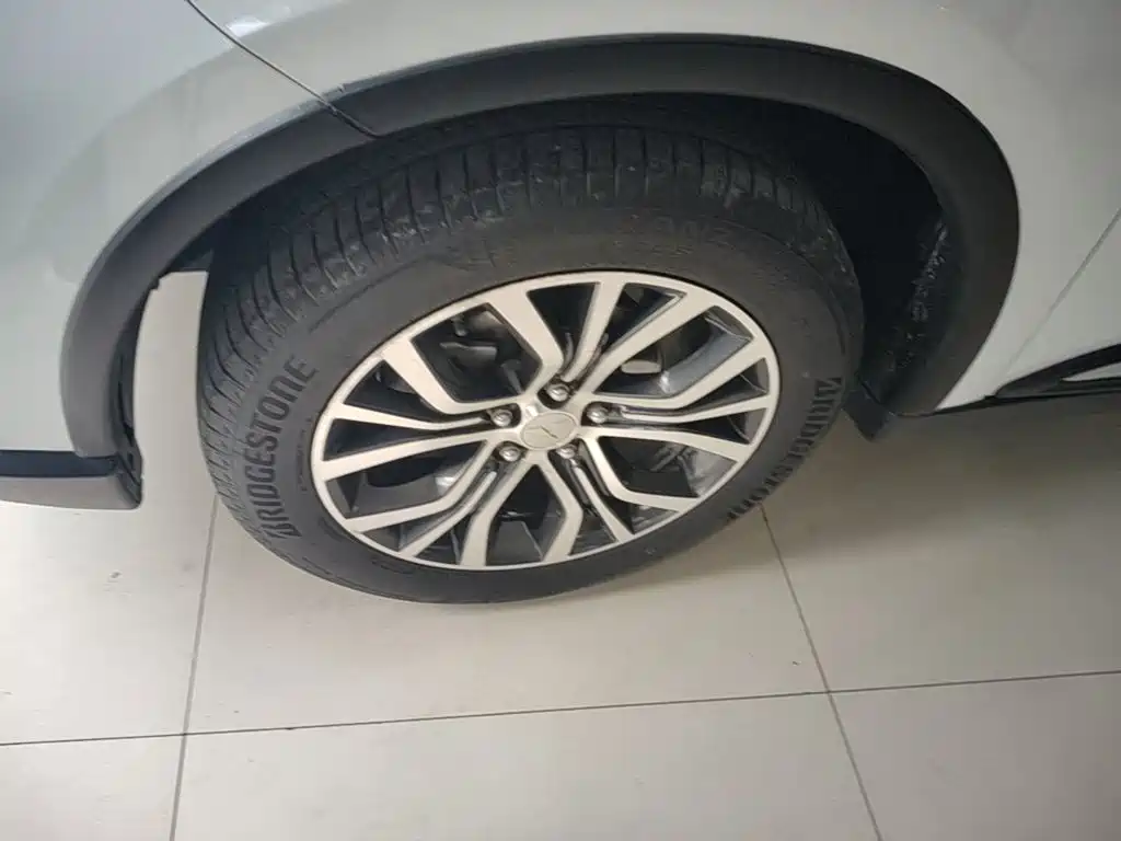 Mitsubishi Outlander — миниатюра 23