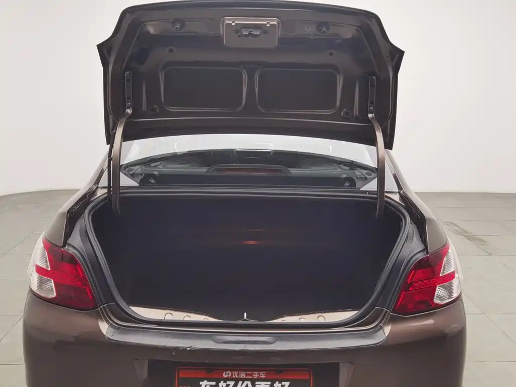 Peugeot 301 — миниатюра 16