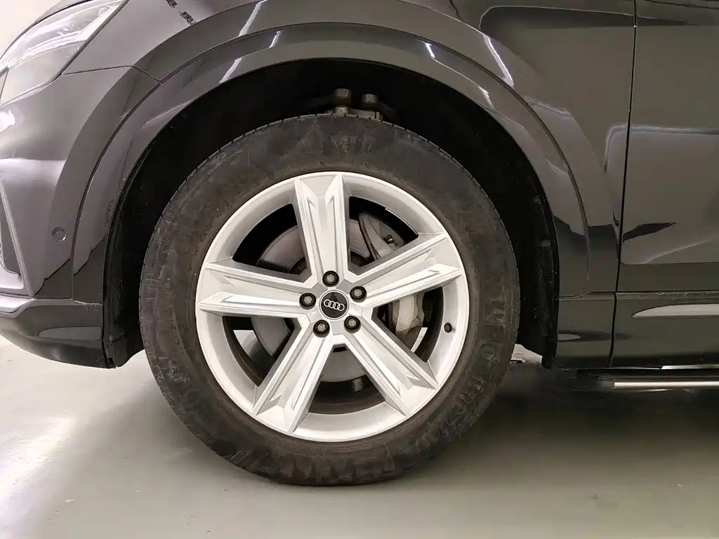 Audi Q8 — миниатюра 7