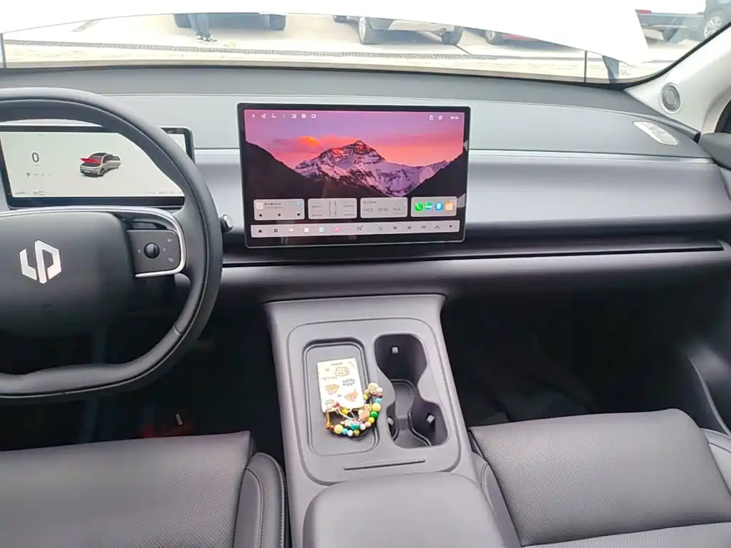 Leapmotor Leapmotor C10 — миниатюра 13