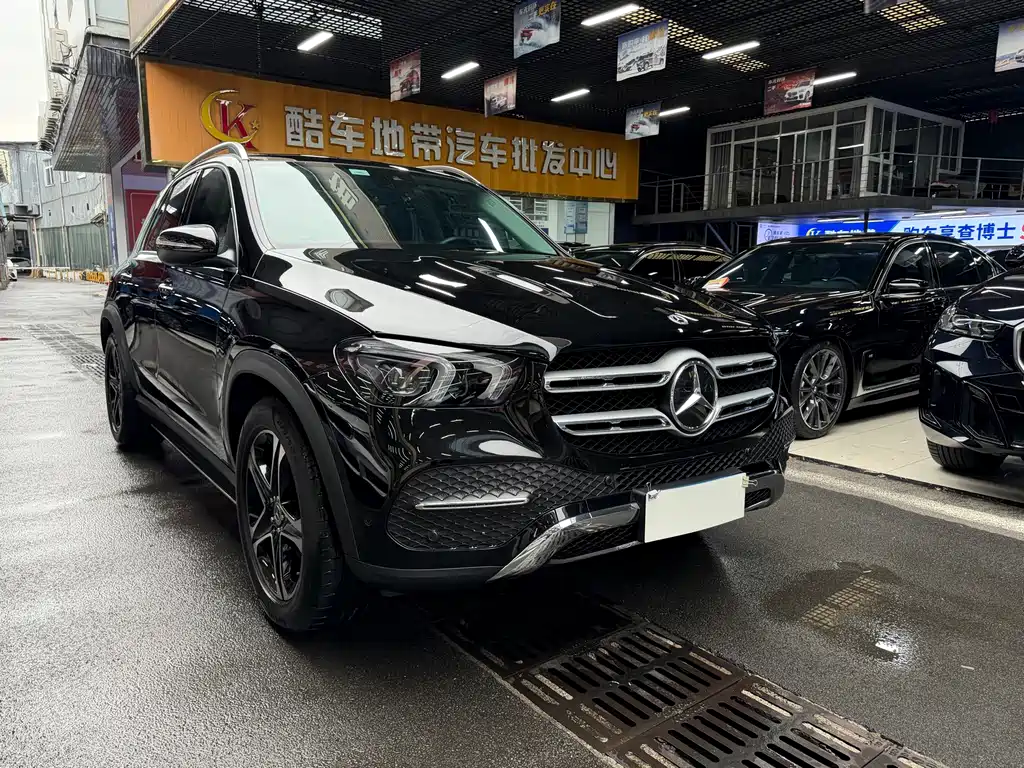 Mercedes-Benz GLE (Import) — миниатюра 4
