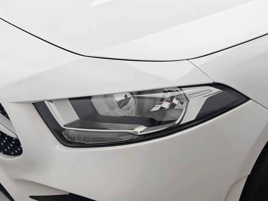 Mercedes-Benz A-Class — миниатюра 8