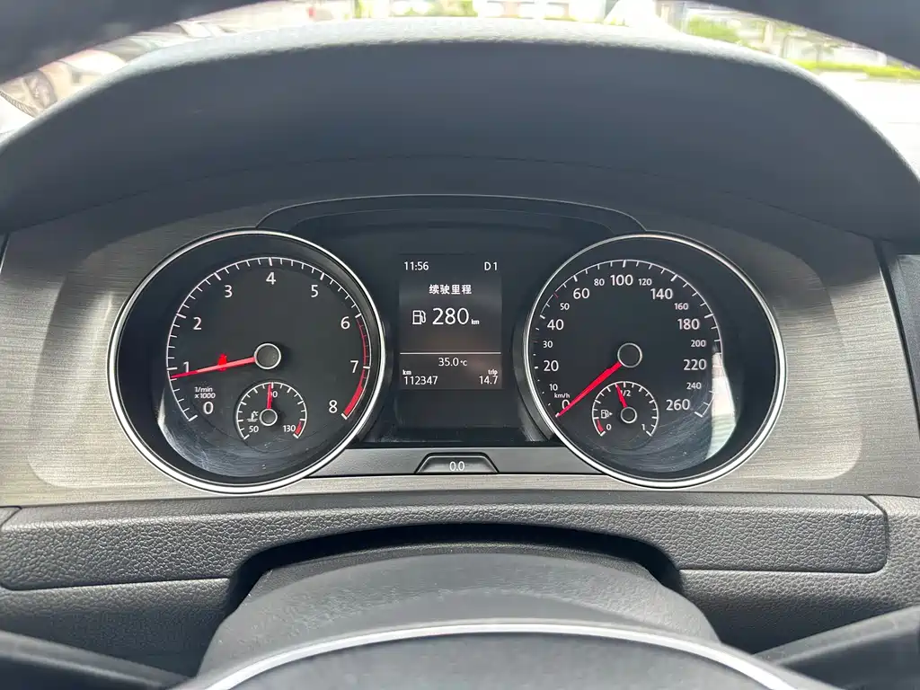 Volkswagen Golf — миниатюра 14