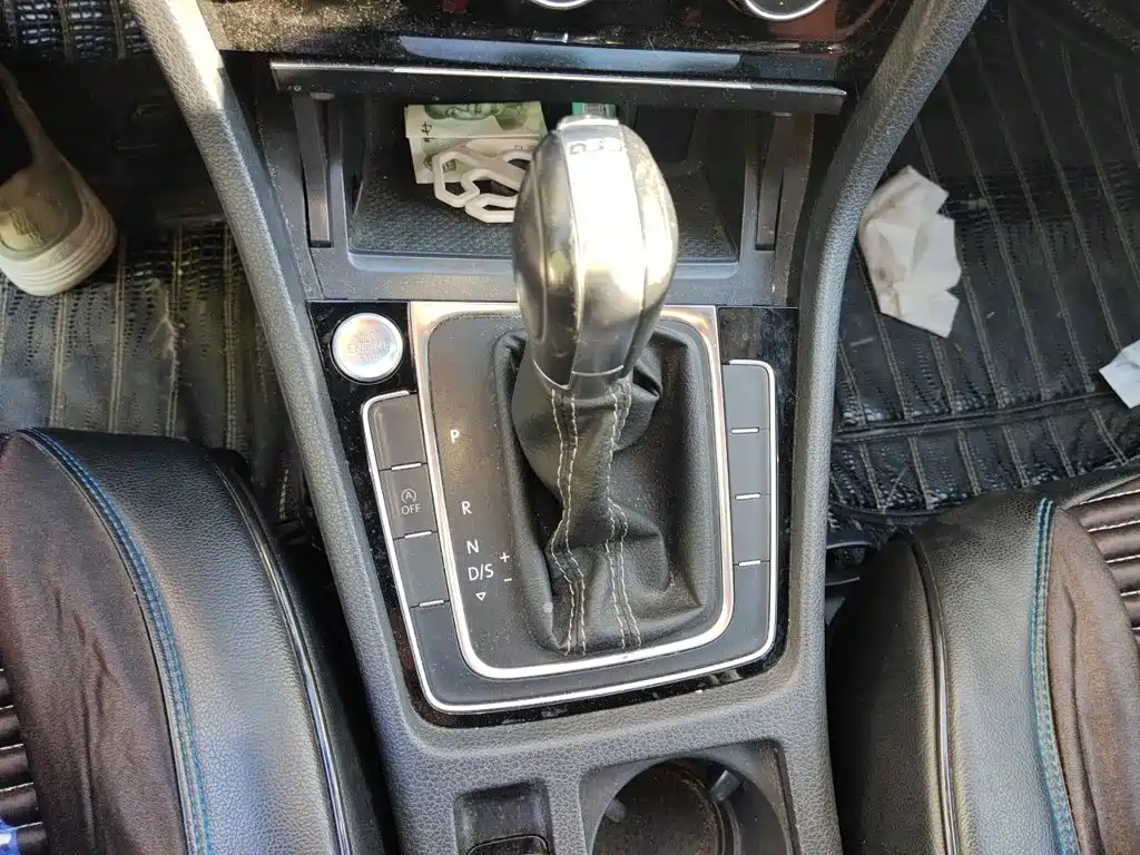 Volkswagen Golf — миниатюра 7