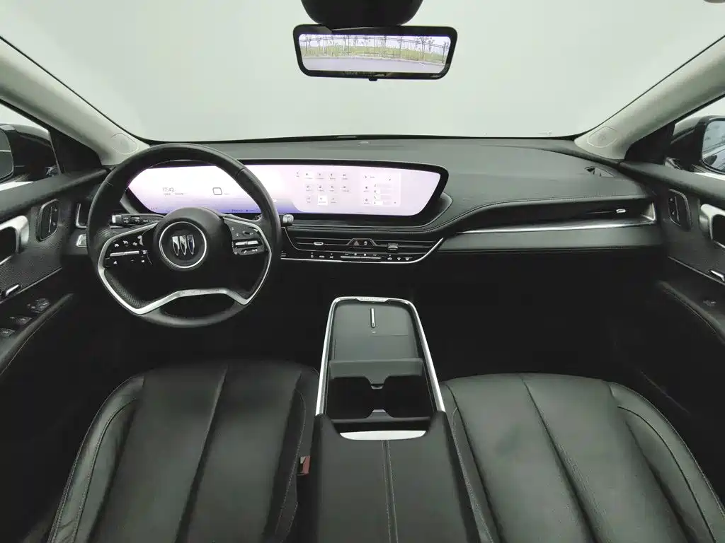 Buick LaCrosse — миниатюра 5