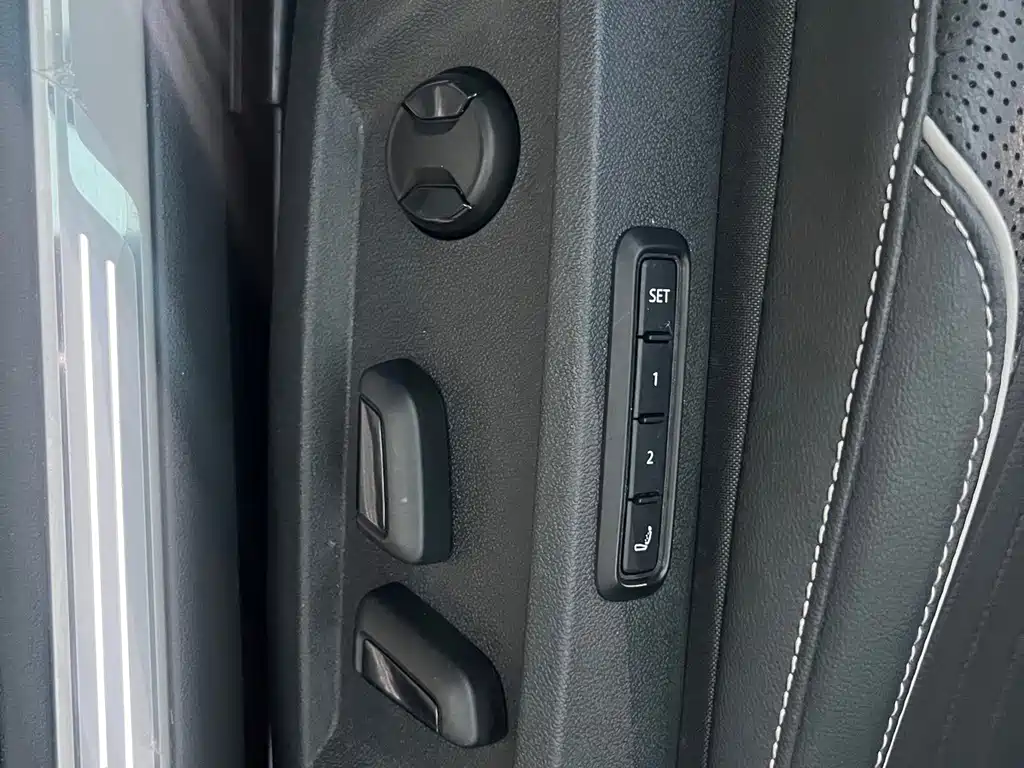 Volkswagen Passat — миниатюра 15
