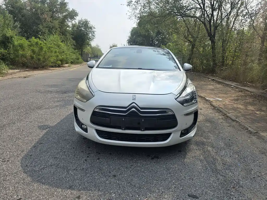 DS DS 5 — миниатюра 2