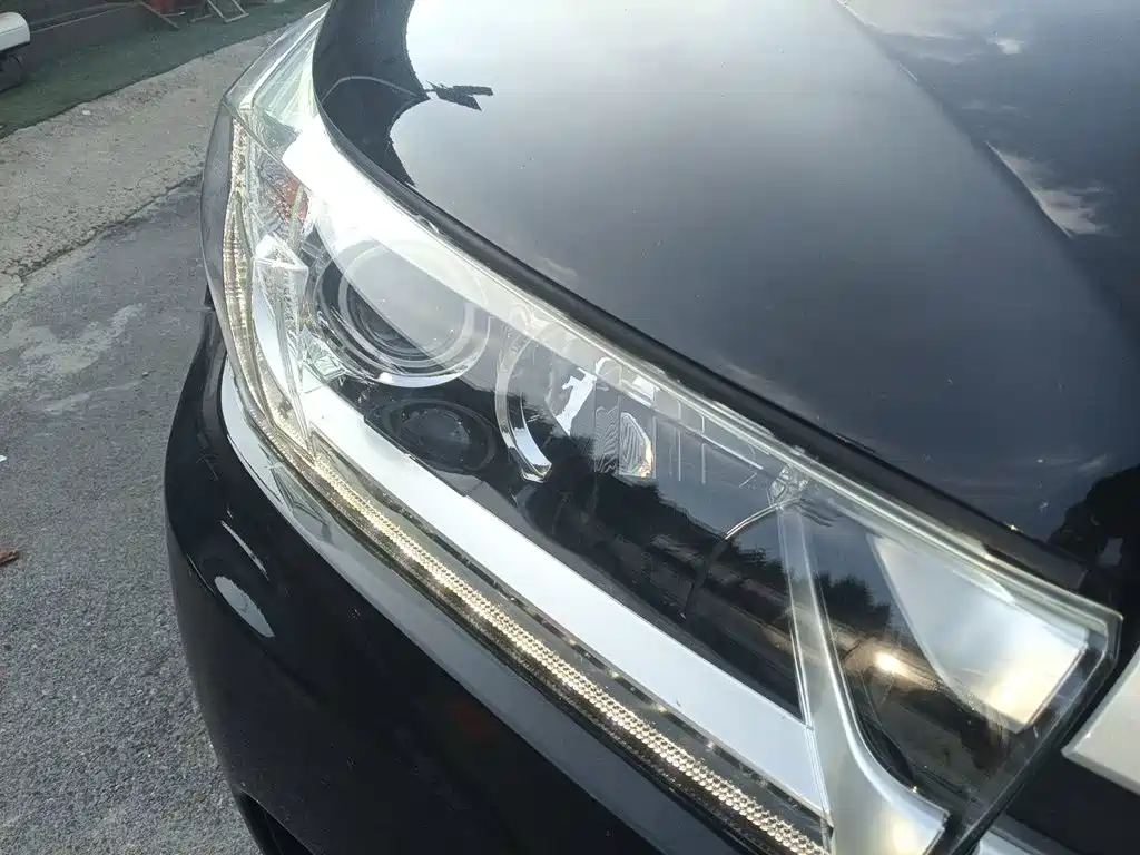 Toyota Highlander — миниатюра 7