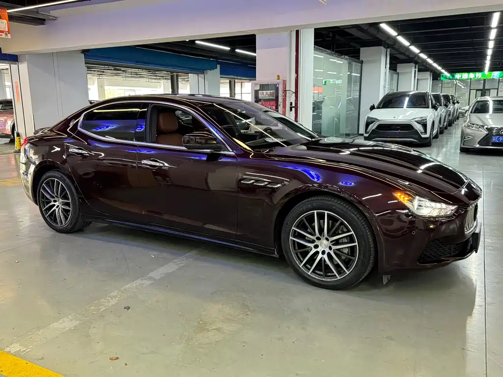 Maserati Ghibli — миниатюра 5
