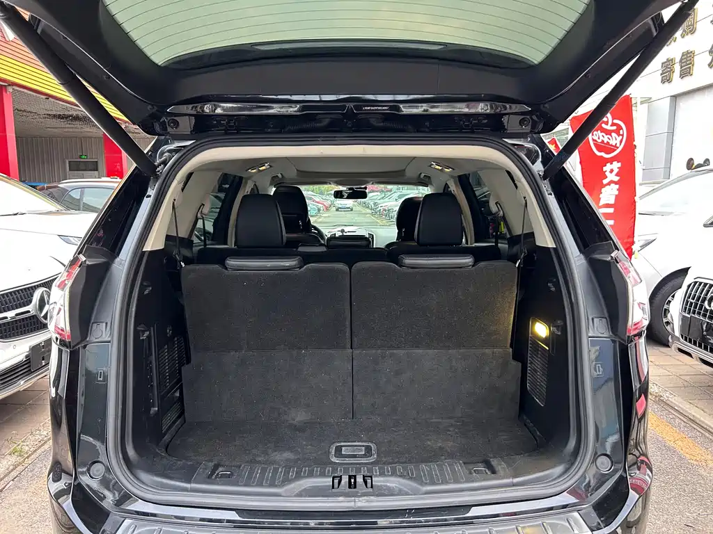 Ford Edge — миниатюра 17