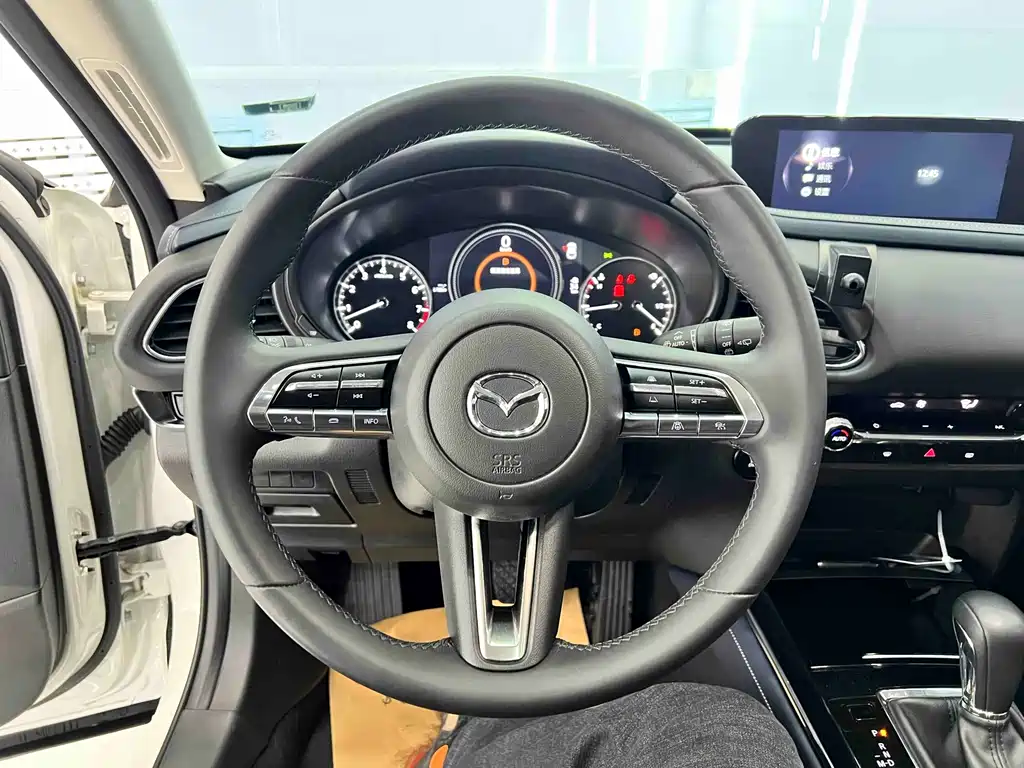 MAZDA CX 30