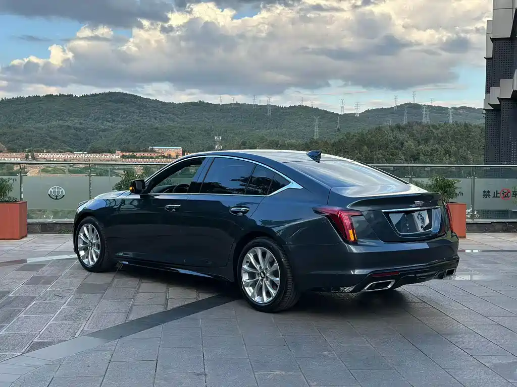 Cadillac CT5 — миниатюра 9