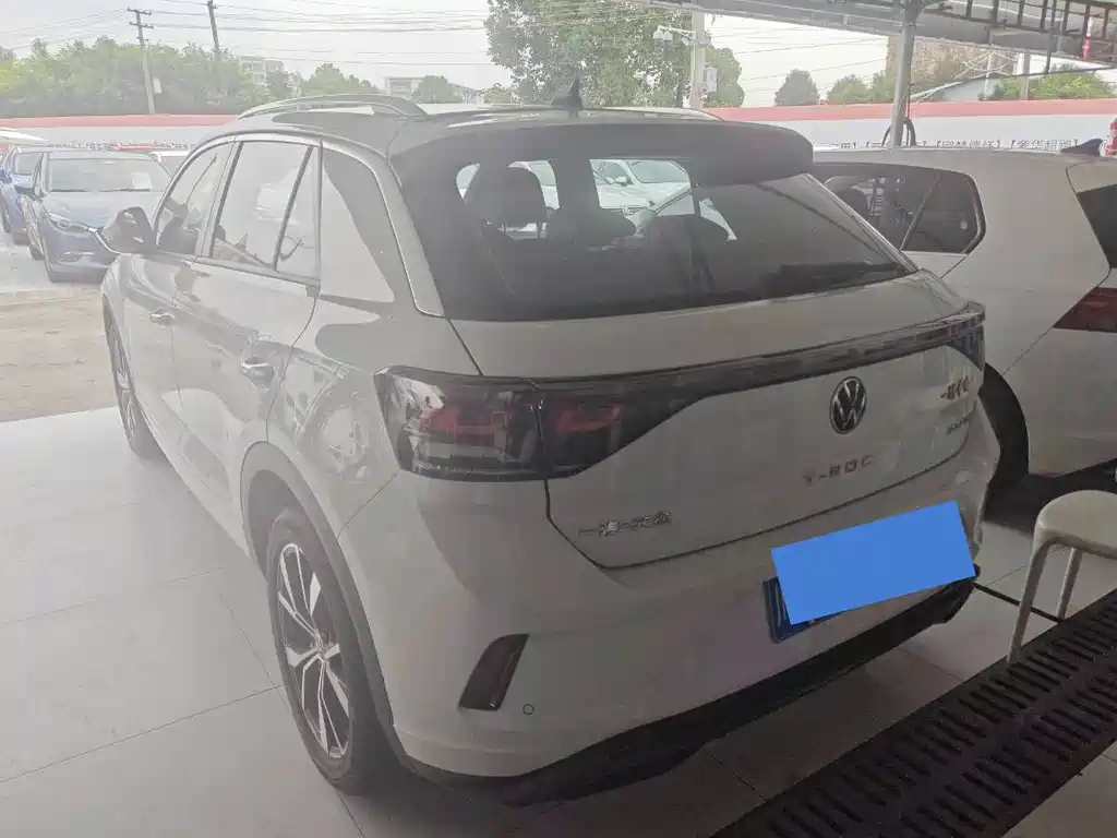 Volkswagen T-Roc — миниатюра 9