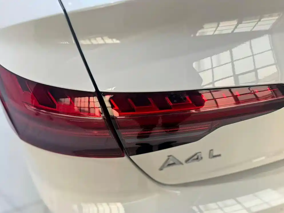 Audi A4L — миниатюра 9