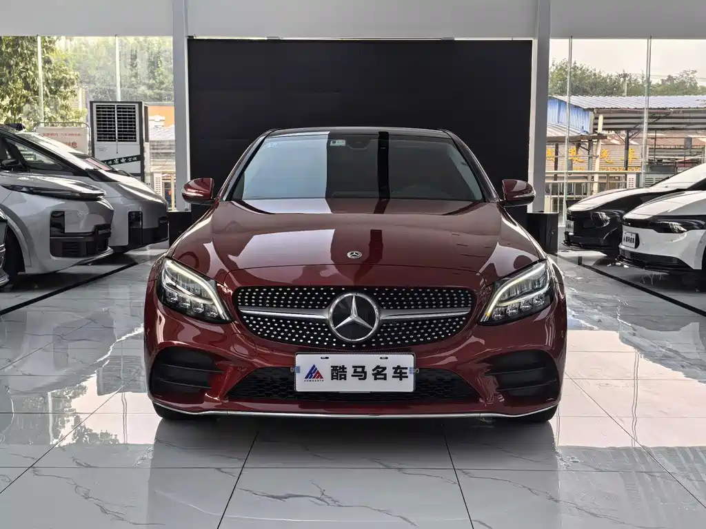 Mercedes-Benz C-Class — миниатюра 2