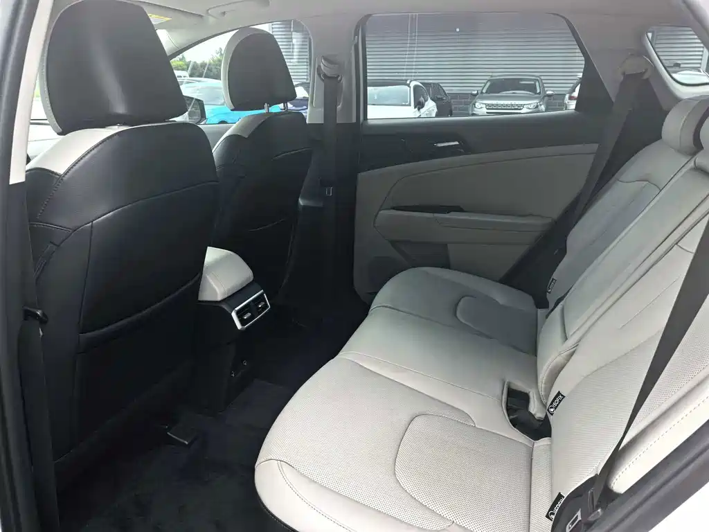 Kia Sportage — миниатюра 7